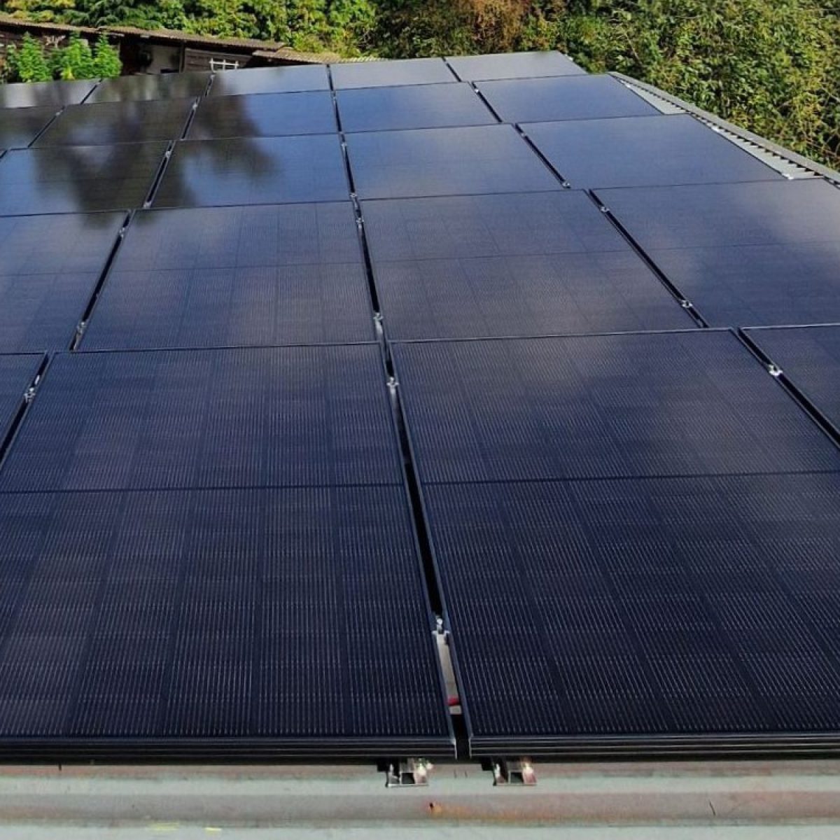 Photovoltaikanlage auf Nebengebäude in Neustadt-Glewe 1